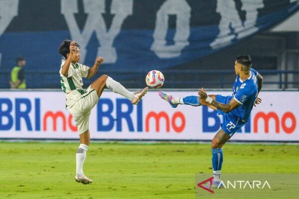 Persib Bandung Perlu Empat Poin untuk Amankan Gelar Juara