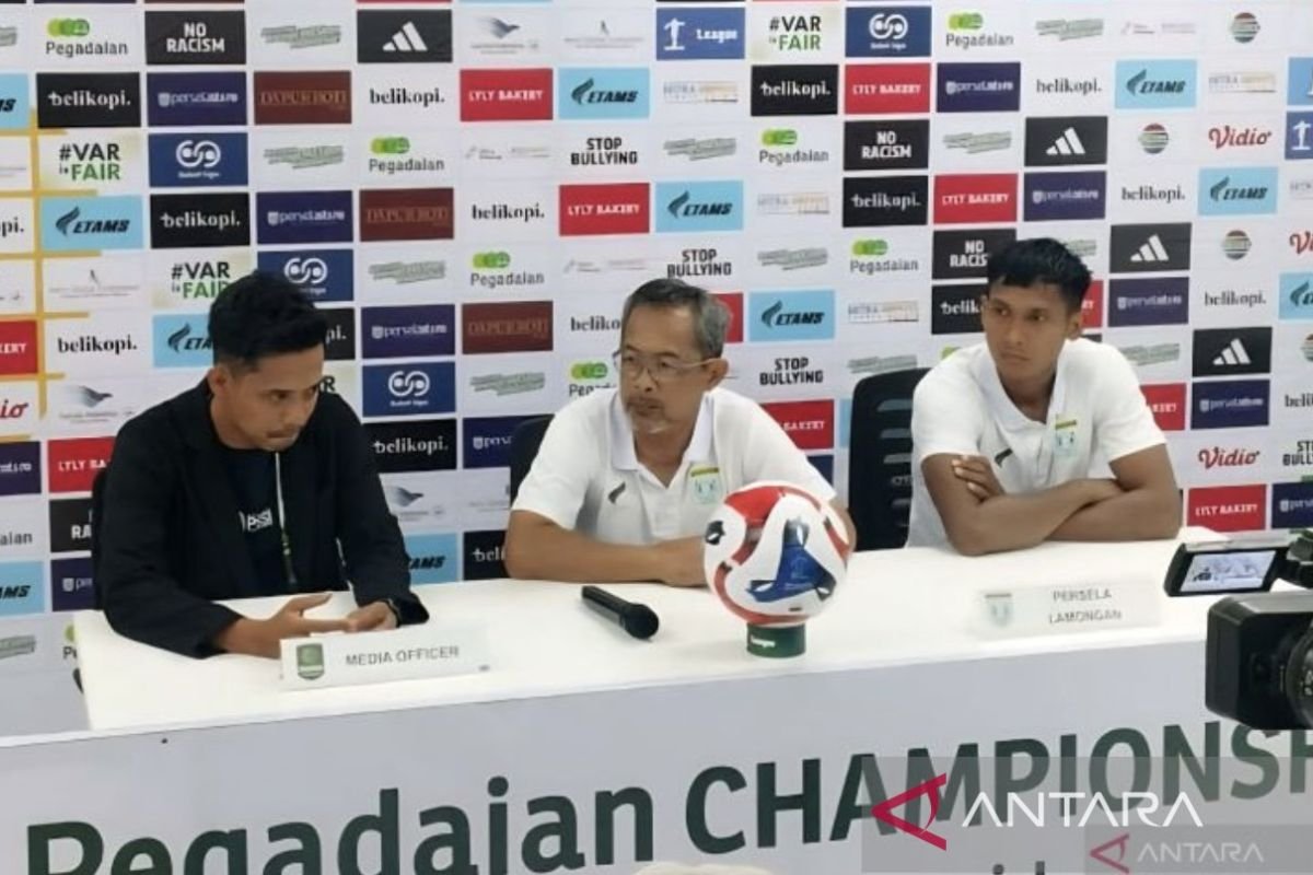Pelatih Persela Tanggapi Ketidakefektifan Lini Depan Pasca Kekalahan dari Deltras
